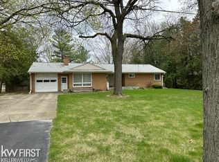 1217 Howe Rd, Burton, MI 48509