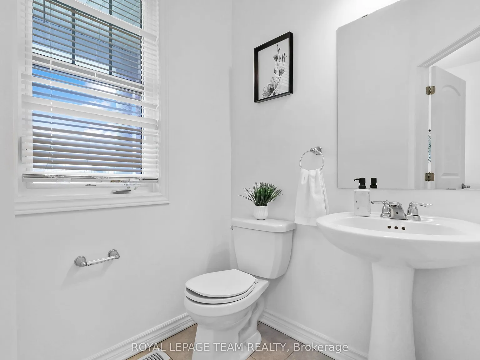 3 bed, $2,900 — Photo 3