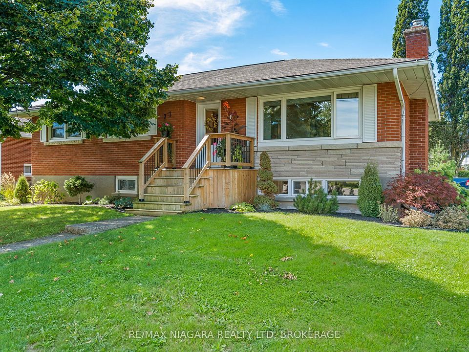 1st image of 182 Rosemount Ave