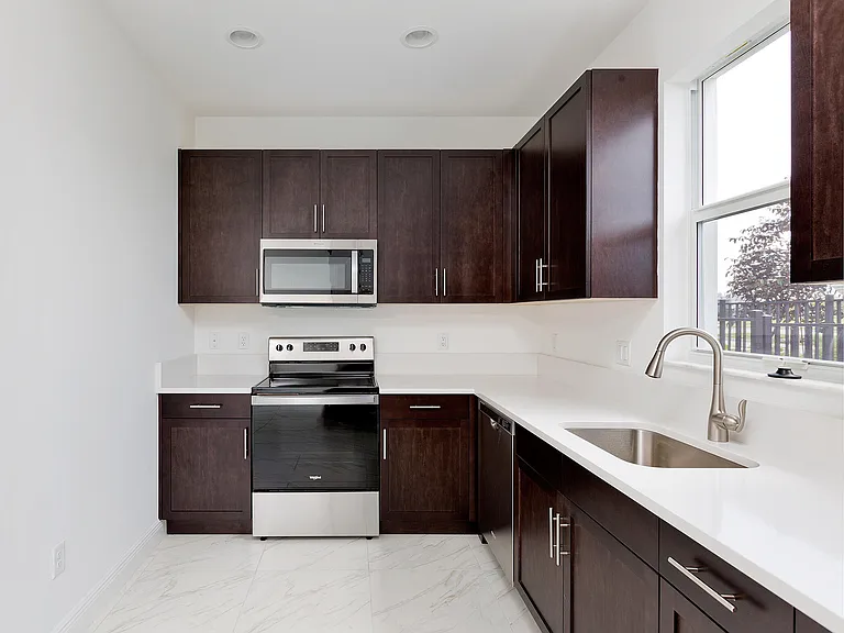 6979 Pines Cir #35 — Photo 13