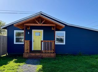 1175 W Maple St, Exeter, CA 93221