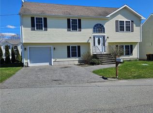 8 Carol Ct, Fall River, MA 02721