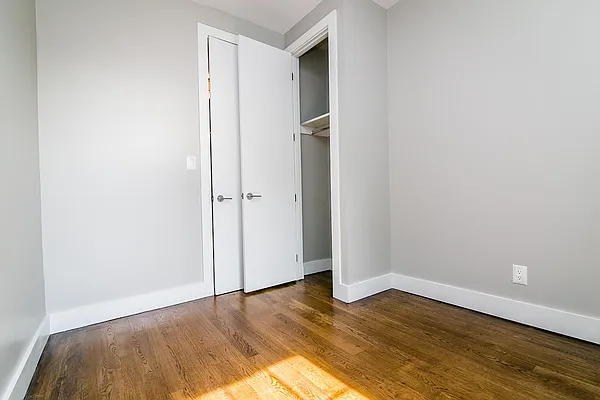 Rented by Nooklyn NYC LLC | media 6