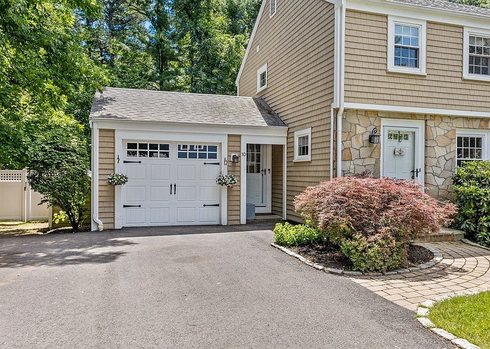 10 Independence Ln, Hingham, MA 02043 Zillow