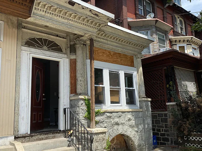 5113 Chester Ave #1 — Photo 1