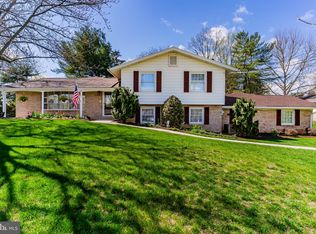 1120 Green Tree Rd, Harrisburg, PA 17112