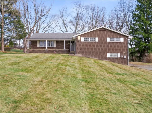 991 1st St, Irwin, PA 15642