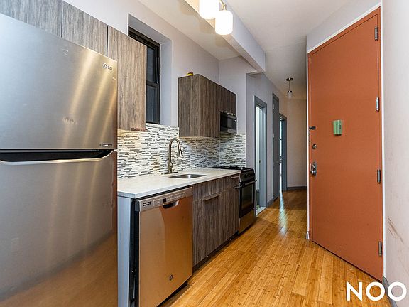 3rd image of 55 Troutman St #2B