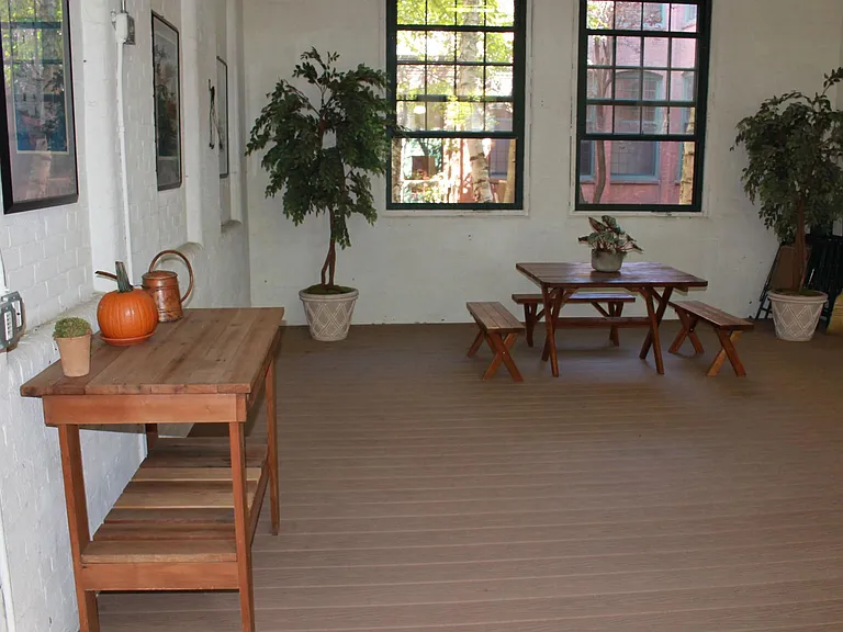 Courtyard covered picnic space