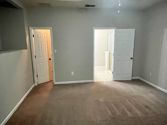 5456 Hampton Hill Cir — Photo 7
