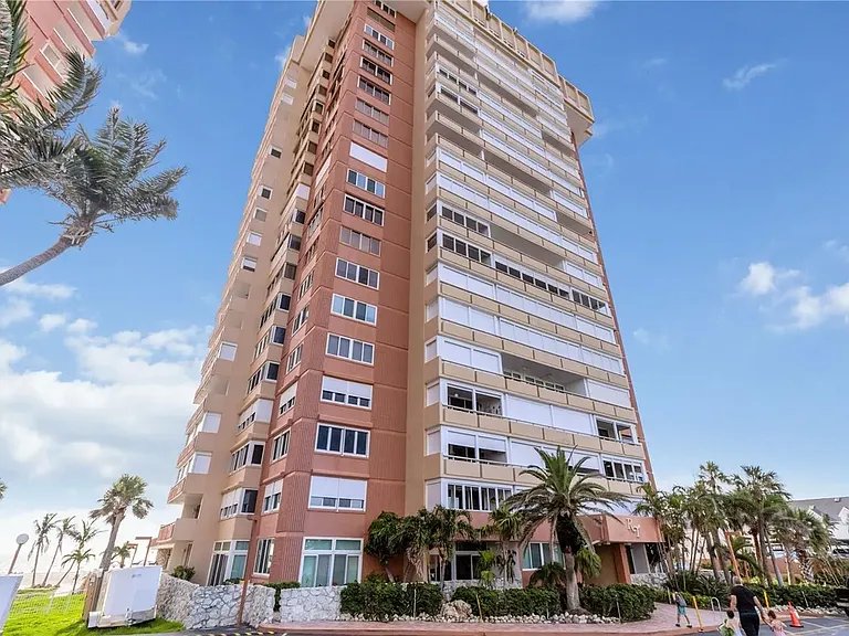 17920 Gulf Blvd #1401 — Photo 47