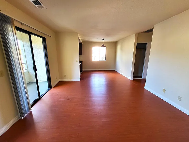 10888 Walnut St #8 — Photo 2