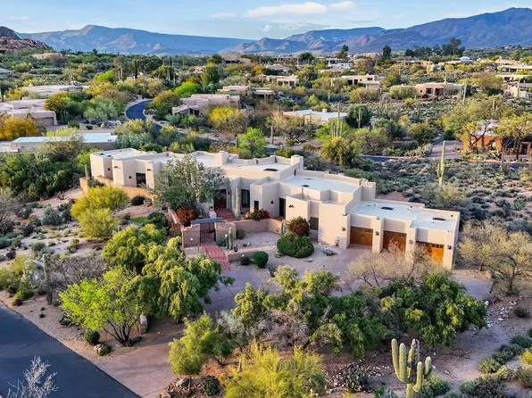 2304 FOX TAIL Trail, Carefree, AZ 85377