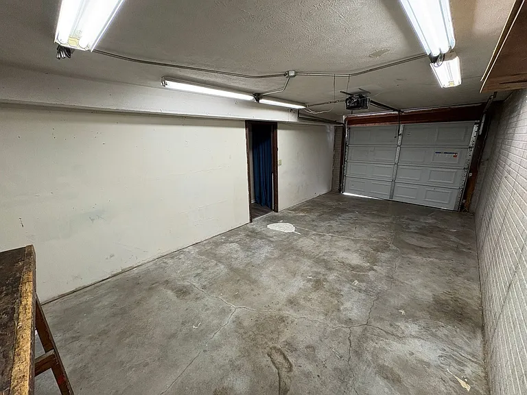 1804 Hartley St — Photo 29