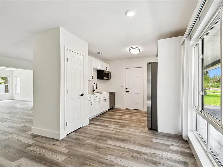 4461 Shore Acres Blvd NE — Photo 7