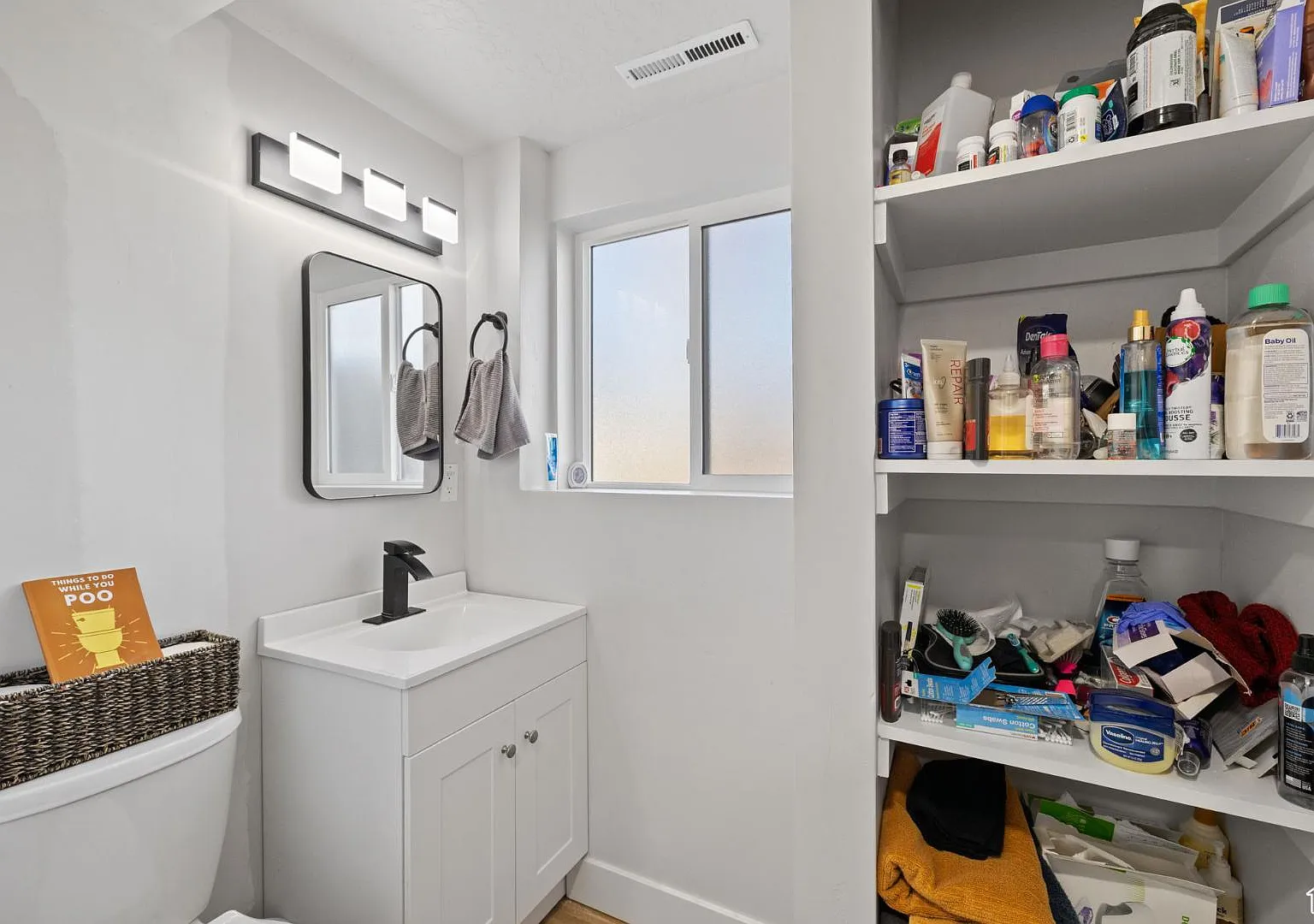 5210 W Woodledge Ave - 5210 W Woodledge Ave (Basement) — Photo 2