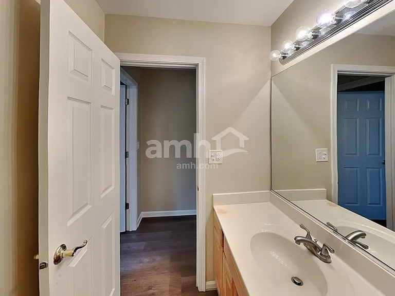 1844 Courtwright Dr — Photo 17