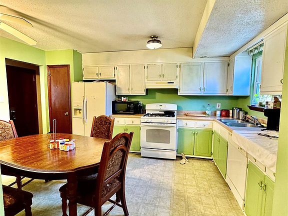 5th image of 6219 Long Pine Dr #32