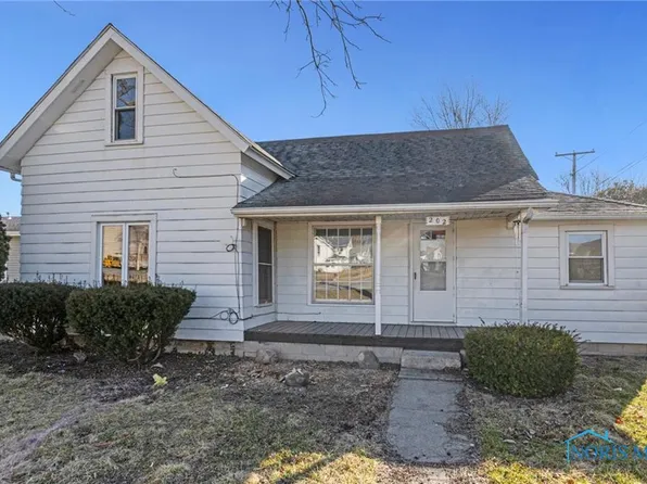 202 N Maple St, Payne, OH 45880