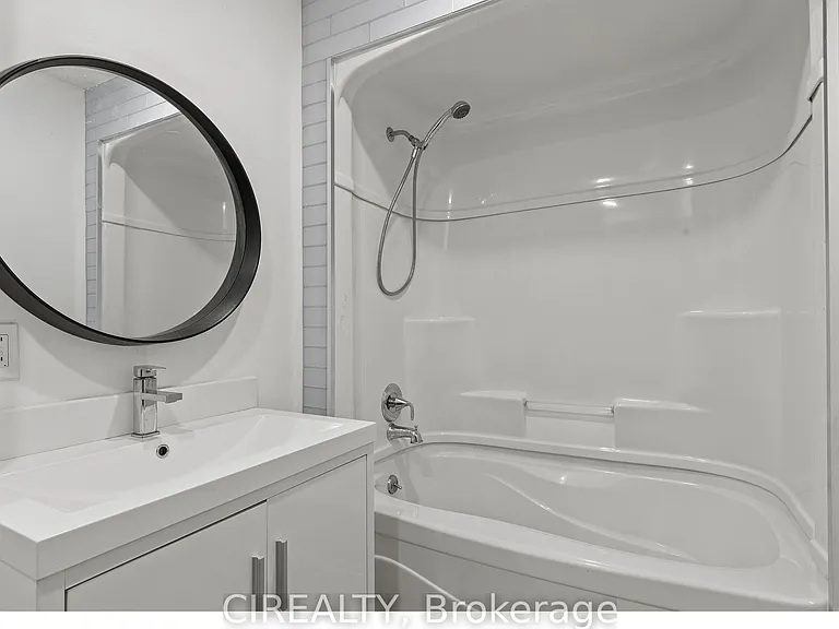 14 Elmwood Ave — Photo 11