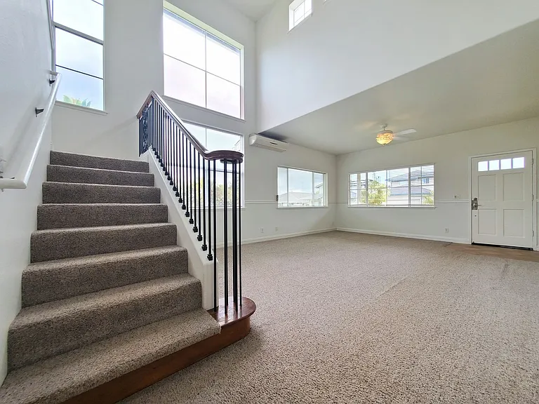 95-214 Hoakea Pl — Photo 2