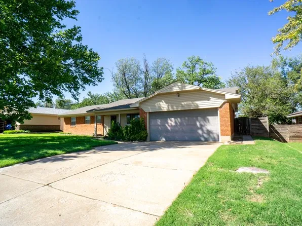 3636 Cheyenne Dr, Woodward, OK 73801