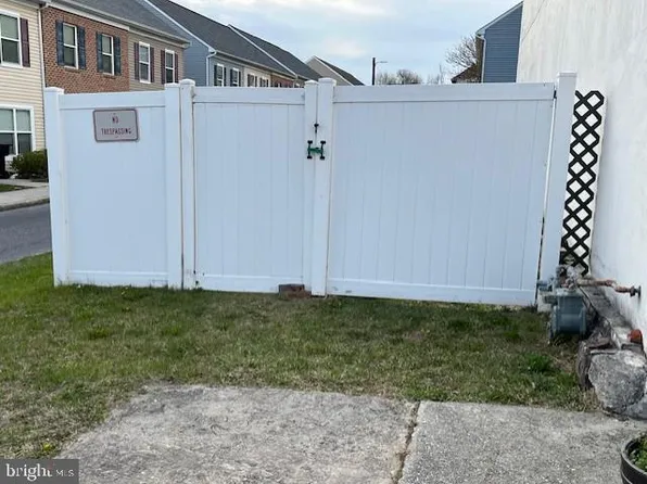 430 Peffer St, Harrisburg, PA 17102