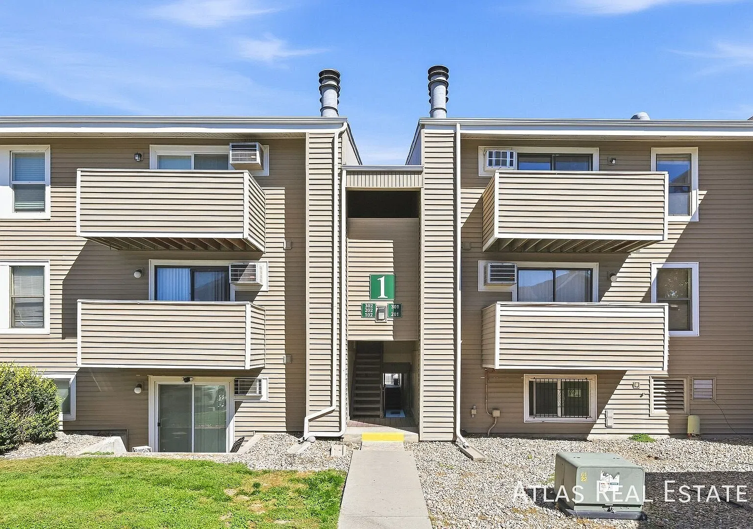 10150 E Virginia Ave — Photo 4