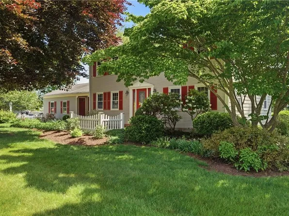 2699 Diamond Hill Rd, Cumberland, RI 02864