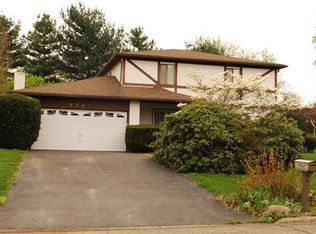 9987 Circle Dr, Pickerington, OH 43147