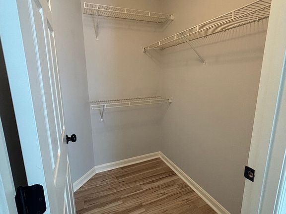 5th image of 2501 Coach House Way APT 3A