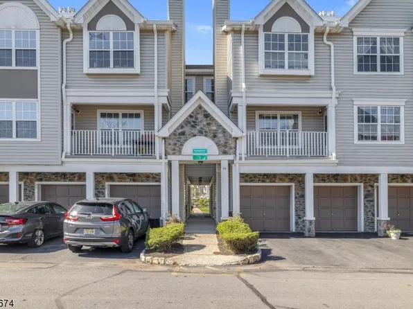 29 Newburgh Dr #29, Edison Twp., NJ 08820