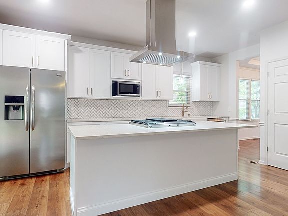 5th image of 7821 Harpeth View Dr