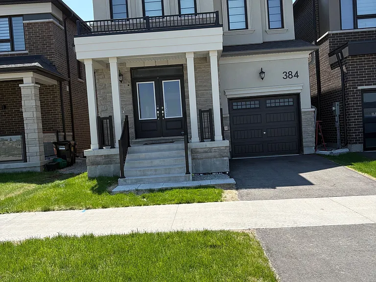 384 Madelaine Dr — Photo 2