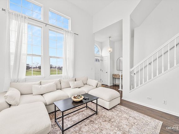 3rd image of 2436 Courtyard Cir Unit 1