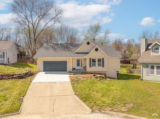 3916 Monterey Ct, Lawrence, KS 66049