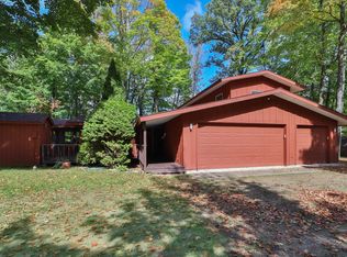 32318 218th Ln, Isle, MN 56342