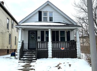 1941 N 21st St, Milwaukee, WI 53205