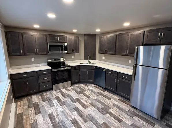 710 Harvest Dr. - Brillion, 710 Harvest Dr APT 7, Brillion, WI 54110