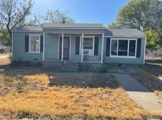 301 East Ave, Ballinger, TX 76821