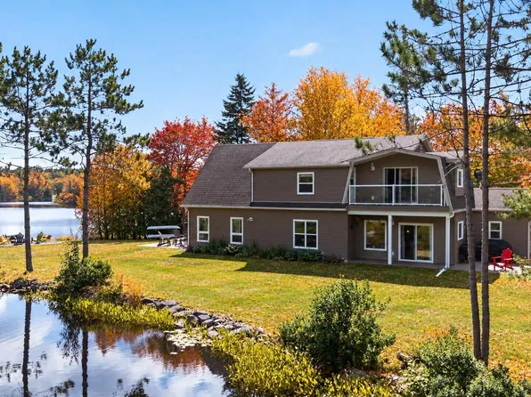 98 Canoe Lake Cove Rd, West Hants, NS B0N 2T0