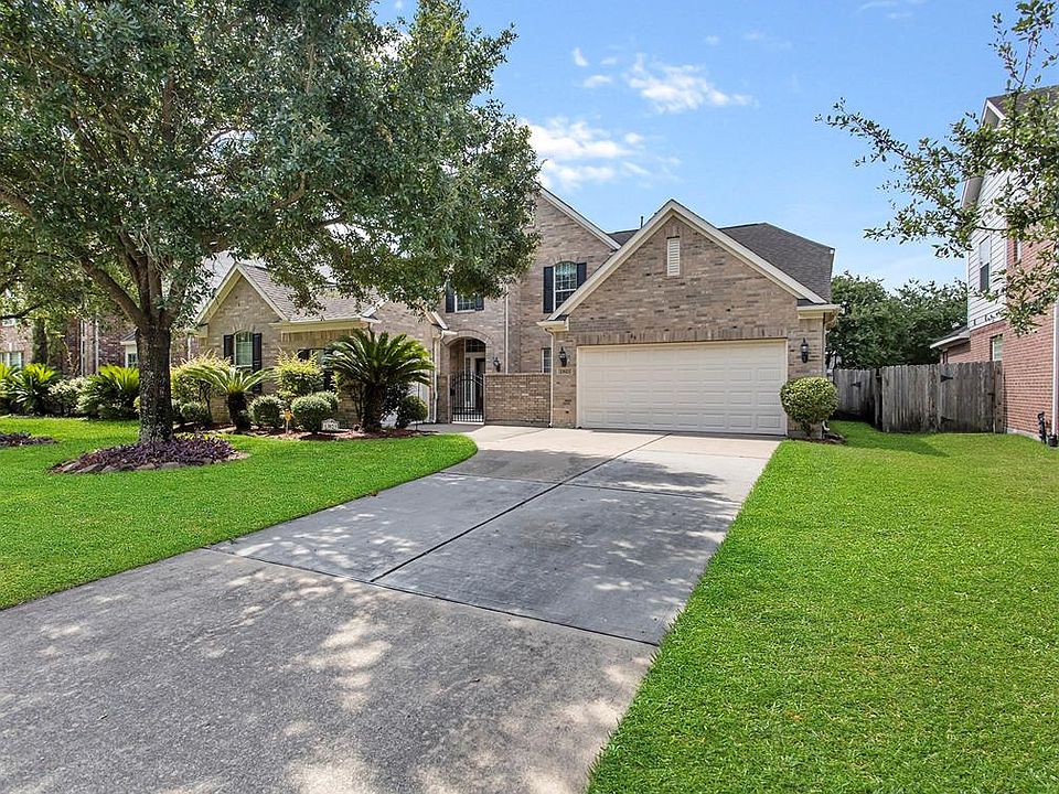 1st image of 13823 Brannon Field Ln