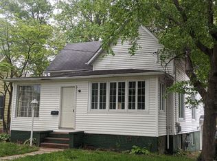 714 S McKinley St, Harrisburg, IL 62946