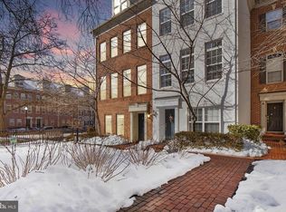 435 N George Mason Dr, Arlington, VA 22203