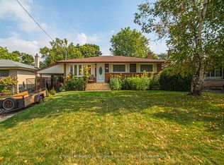 283 Chadburn Ct, Oshawa, ON L1H 5V8