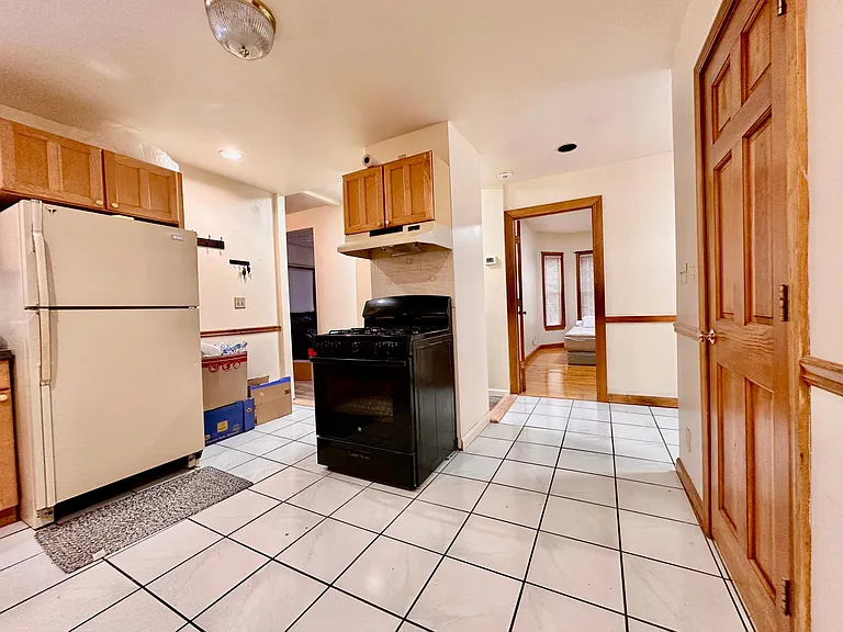 442 Lebanon St #1 — Photo 2