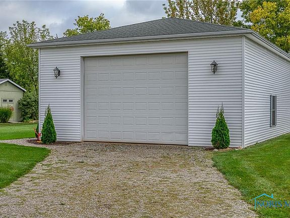 4th image of 1761 S Anna Dr