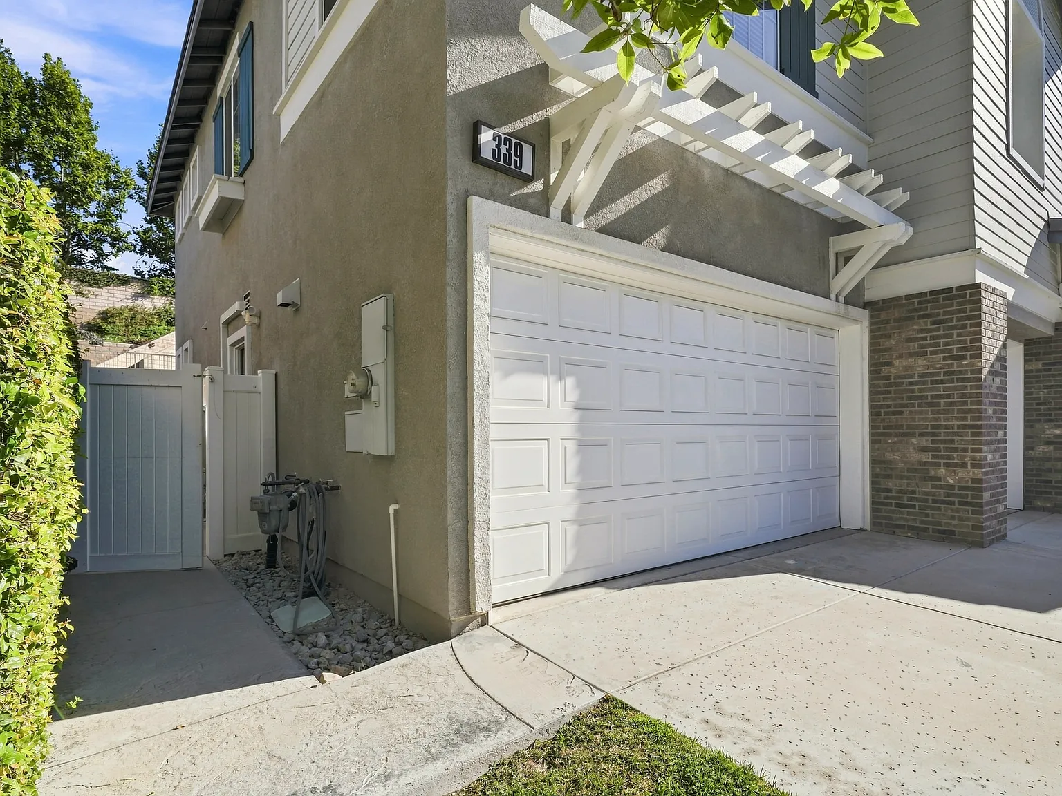1 bed, 600 sqft, $2,000 — Photo 2