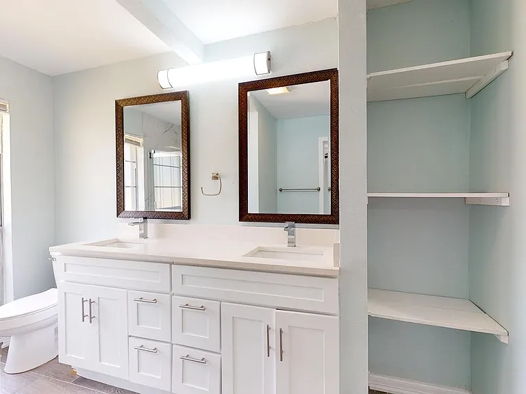 2704 Regal Rd — Photo 18