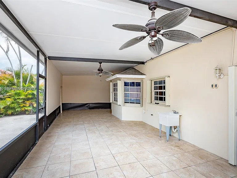 18660 NW 78th Ave — Photo 22